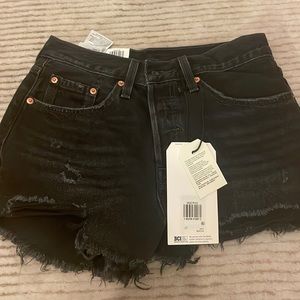 Levi’s 501 shorts black size 27